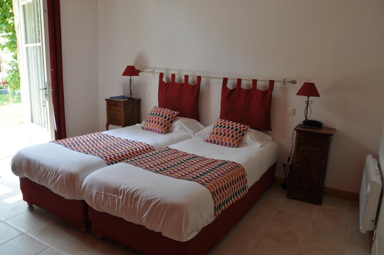 Hotel Du Donjon Aulnay (Charente-Maritime)